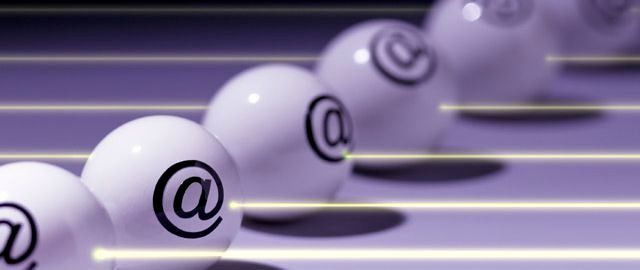 名刺を印刷せず、WEBで管理する時代がくるかもしれません。